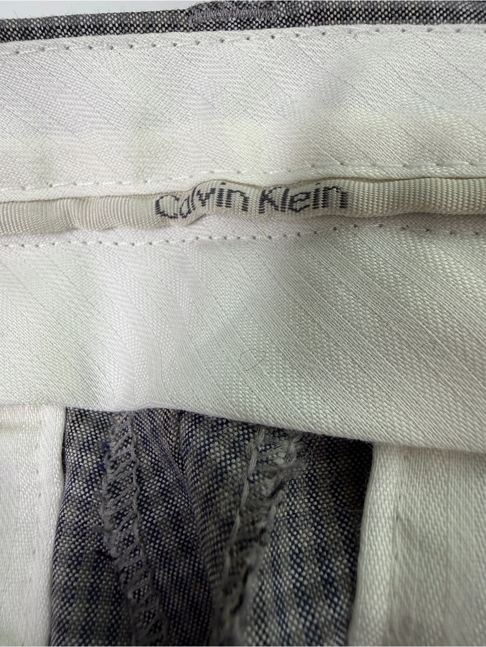 Calvin Klein Grey Plaid Wool Blend Dress Pants 32x32 - Picture 8 of 10